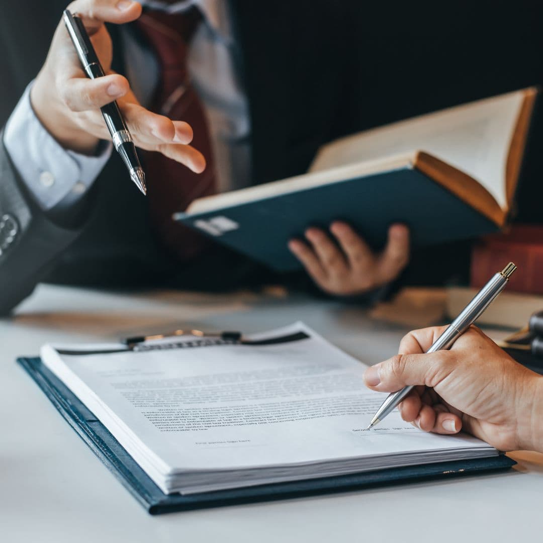 Derecho Laboral y Previsional - Firma de documentos y asesoría legal